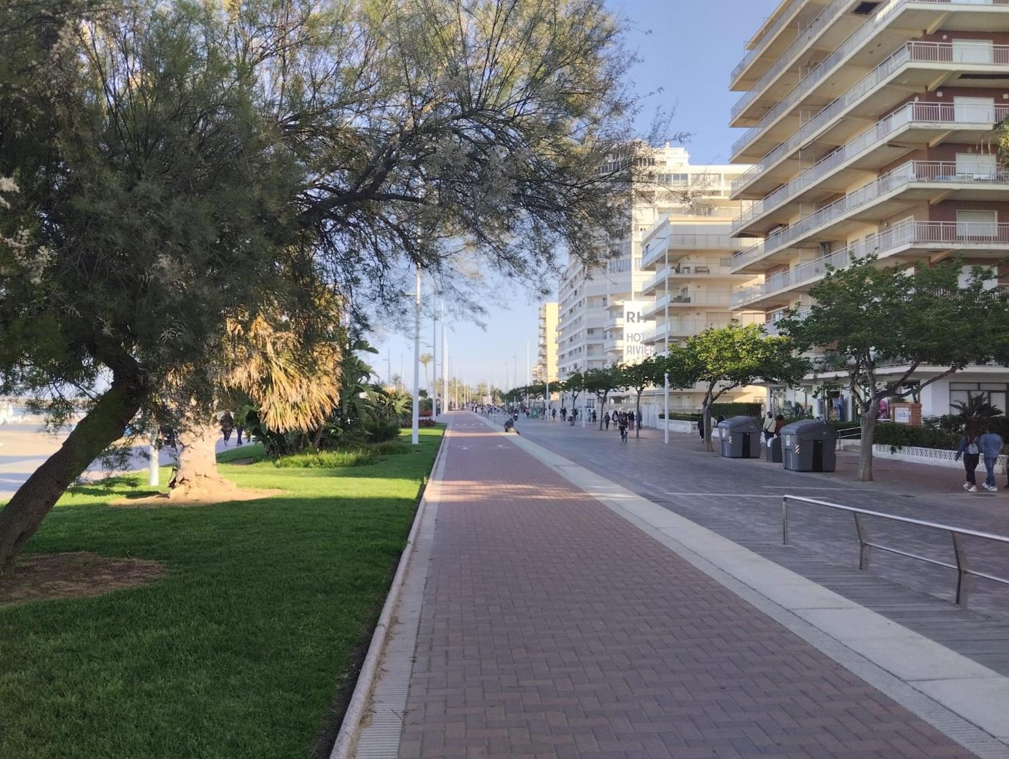 Baleares III Apartamento A 100 Metros De La Arena Playa de Gandía Exterior foto